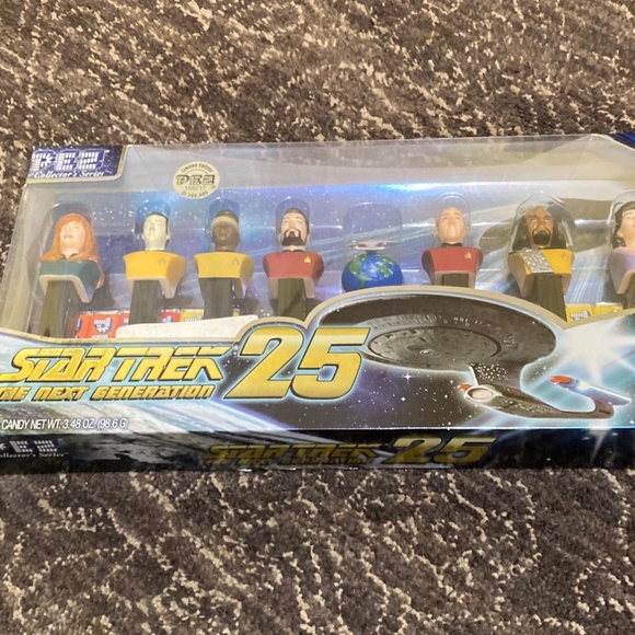 25th anniversary Star Trek pez dispenser kit - Picture 2 of 6